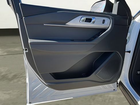 New 2026 Ford Explorer Active w/ Active Comfort Package image 23