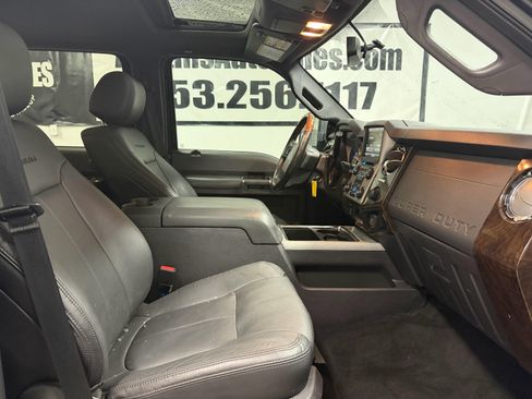 Used 2016 Ford F250 Platinum w/ FX4 Off-Road Package AWD/4WD image 22