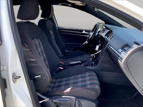 Used 2015 Volkswagen GTI S FWD image 9