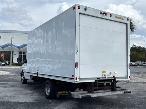 Used 2019 GMC Savana 3500 Extended image 7