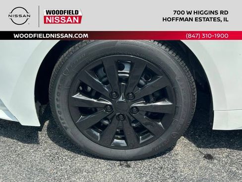 Used 2024 Toyota Corolla LE FWD image 9
