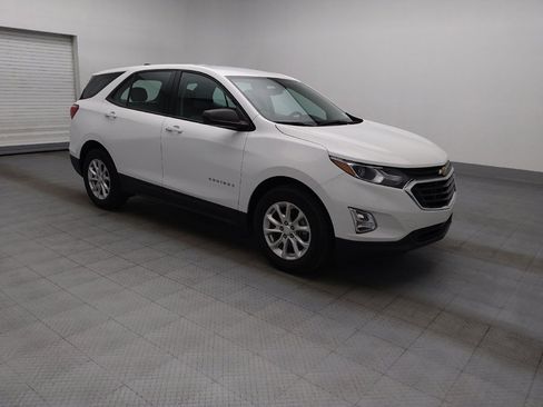 Used 2018 Chevrolet Equinox LS FWD image 11