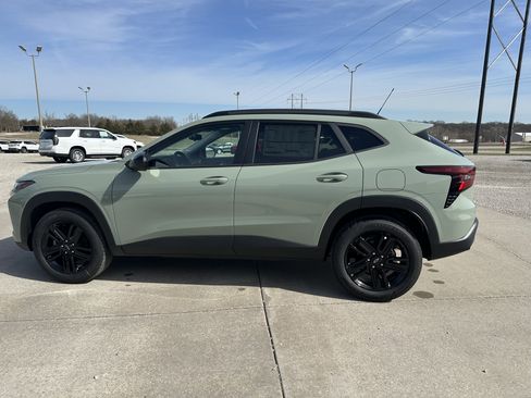 New 2026 Chevrolet Trax ACTIV w/ Sunroof Package image 8