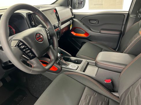 New 2026 Nissan Frontier PRO-4X w/ Tow Package AWD/4WD image 15
