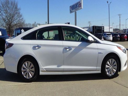 Used 2016 Hyundai Sonata SE image 5