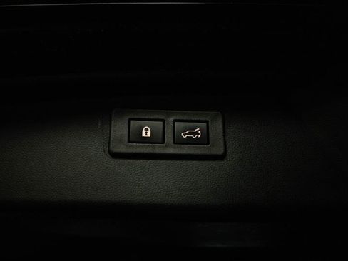 Used 2023 Subaru Outback Premium AWD/4WD image 8