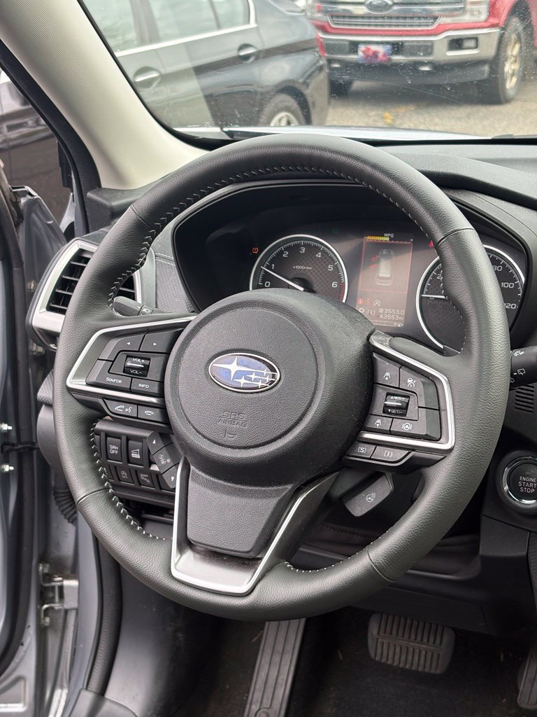 Used 2023 Subaru Forester Limited AWD/4WD image 18
