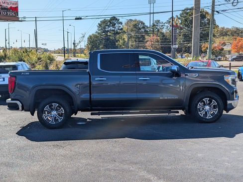 Used 2021 GMC Sierra 1500 SLT w/ X31 Off-Road Package image 8