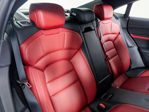 Used 2024 Porsche Taycan 4S w/ Premium Package image 7