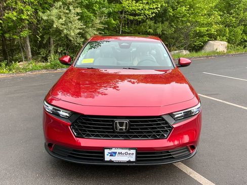 Used 2024 Honda Accord EX image 8