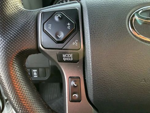 Used 2023 Toyota Tacoma 4x4 Double Cab image 15