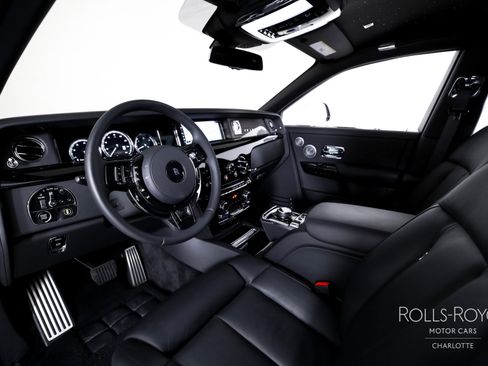 Certified 2023 Rolls-Royce Phantom Sedan w/ The Phantom Package image 12