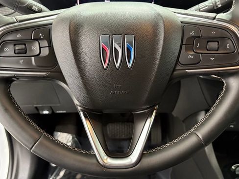 Used 2025 Buick Encore GX Preferred FWD image 33