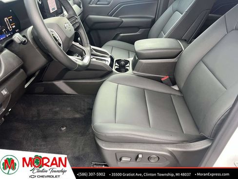 Certified 2025 Chevrolet Colorado Trail Boss AWD/4WD image 18