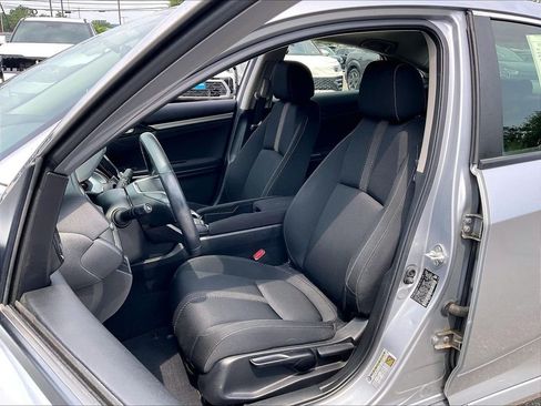 Used 2018 Honda Civic EX-T image 9