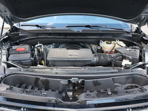 Used 2023 Chevrolet Suburban Premier image 58