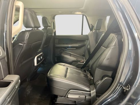 Used 2024 Ford Expedition XLT AWD/4WD image 25