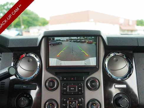 Used 2016 Ford F250 Platinum AWD/4WD image 10