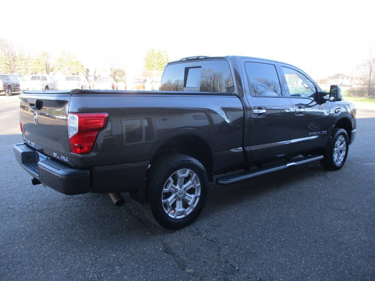 Used 2016 Nissan Titan SL AWD/4WD image 11