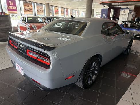 Used 2022 Dodge Challenger R/T Scat Pack w/ Shaker Package RWD image 6
