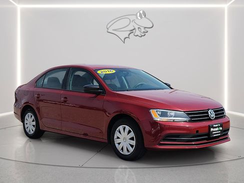 Used 2016 Volkswagen Jetta S image 6