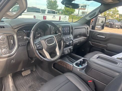 Used 2022 GMC Sierra 3500 Denali w/ Denali Ultimate Package AWD/4WD image 19