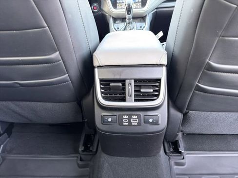 Used 2023 Subaru Outback Limited AWD/4WD image 21
