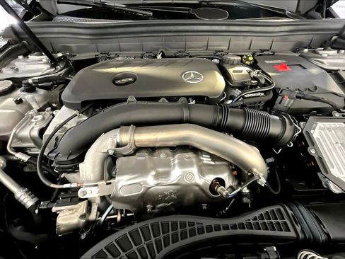 New 2026 Mercedes-Benz GLB 250 4MATIC image 14