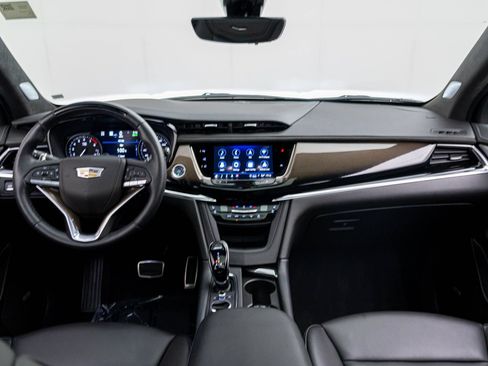 Used 2025 Cadillac XT6 Sport w/ Platinum Package AWD/4WD image 12