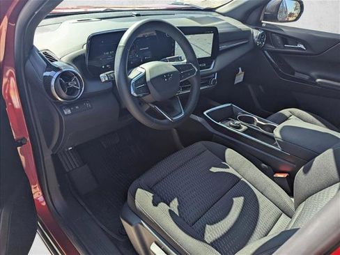 New 2026 Chevrolet Equinox LT image 3