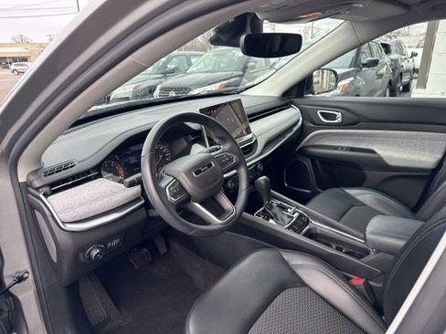 Used 2022 Jeep Compass Latitude w/ Convenience Group image 9