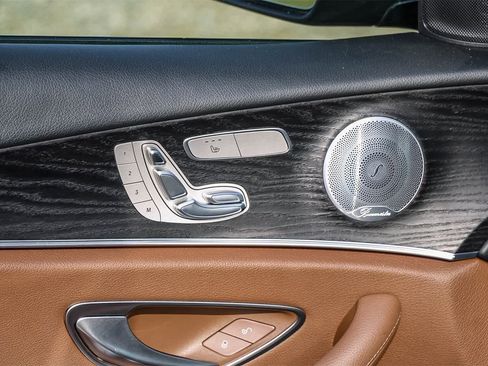 Used 2021 Mercedes-Benz E 350 Sedan w/ Premium Package image 13