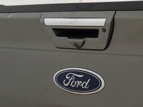 Used 2019 Ford F150 Lariat AWD/4WD image 13