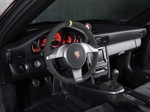 Used 2011 Porsche 911 GT3 RS RWD image 4