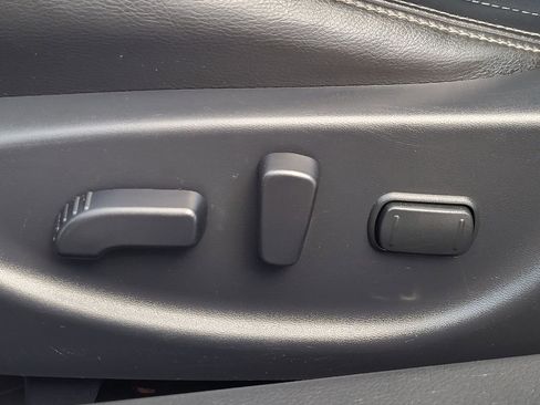 Used 2017 Nissan Maxima 3.5 SV image 14