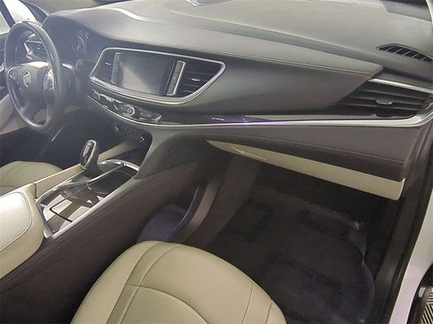 Certified 2019 Buick Enclave Essence image 27