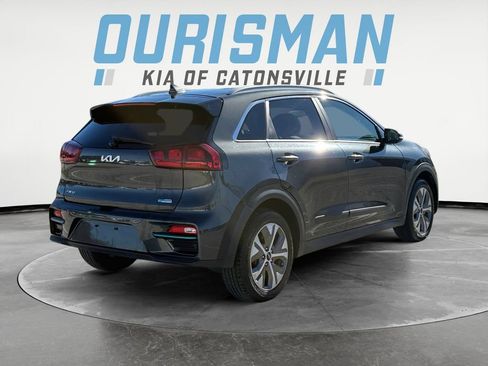 Used 2022 Kia Niro EX w/ Cold Weather Package image 6