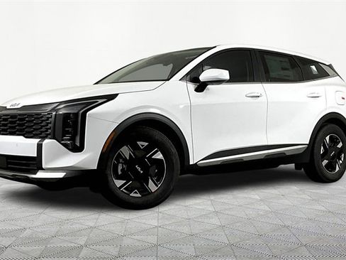 New 2026 Kia Sportage LX image 1