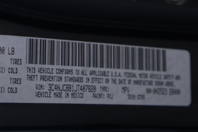 Used 2018 Jeep Compass Latitude w/ Popular Equipment Group FWD image 28