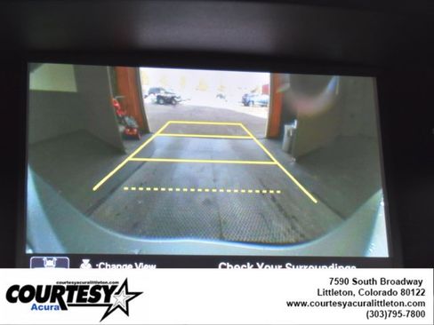 Used 2017 Acura MDX SH-AWD image 16