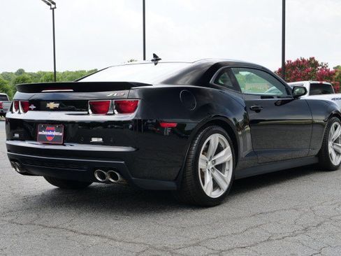 Used 2013 Chevrolet Camaro ZL1 RWD image 9