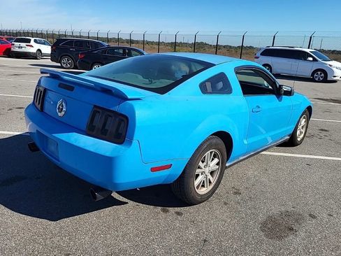 Used 2007 Ford Mustang Premium image 4