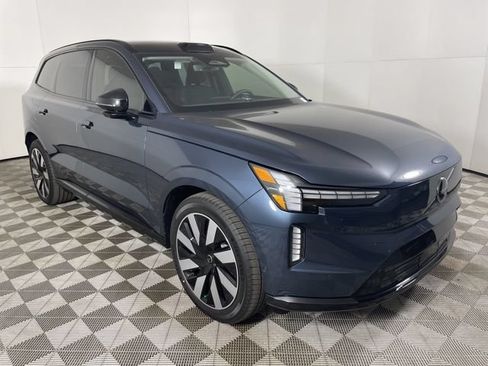 Used 2025 Volvo EX90 Ultra AWD/4WD image 2