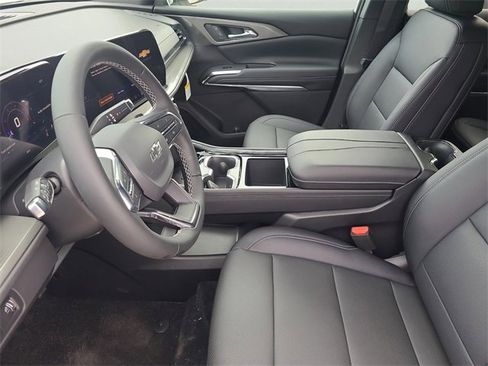 New 2026 Chevrolet Traverse LT w/ Midnight/Sport Edition image 23