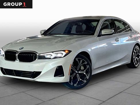 Used 2025 BMW 330i Sedan RWD image 1
