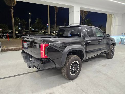 Used 2024 Toyota Tacoma TRD Off-Road AWD/4WD image 7