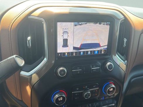 Used 2022 Chevrolet Silverado 3500 High Country w/ LPO, Hitch Package AWD/4WD image 27