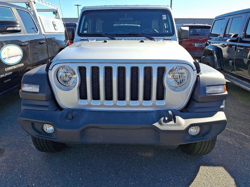 Used 2023 Jeep Wrangler Sport S image 2