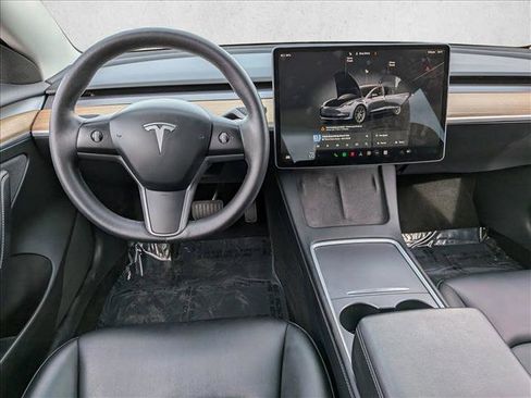 Used 2023 Tesla Model 3 Standard Range image 15
