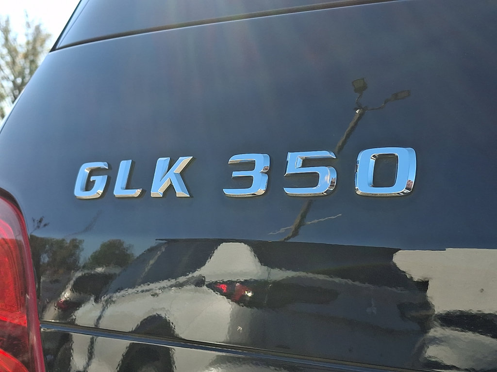 Used 2015 Mercedes-Benz GLK 350 4MATIC image 17